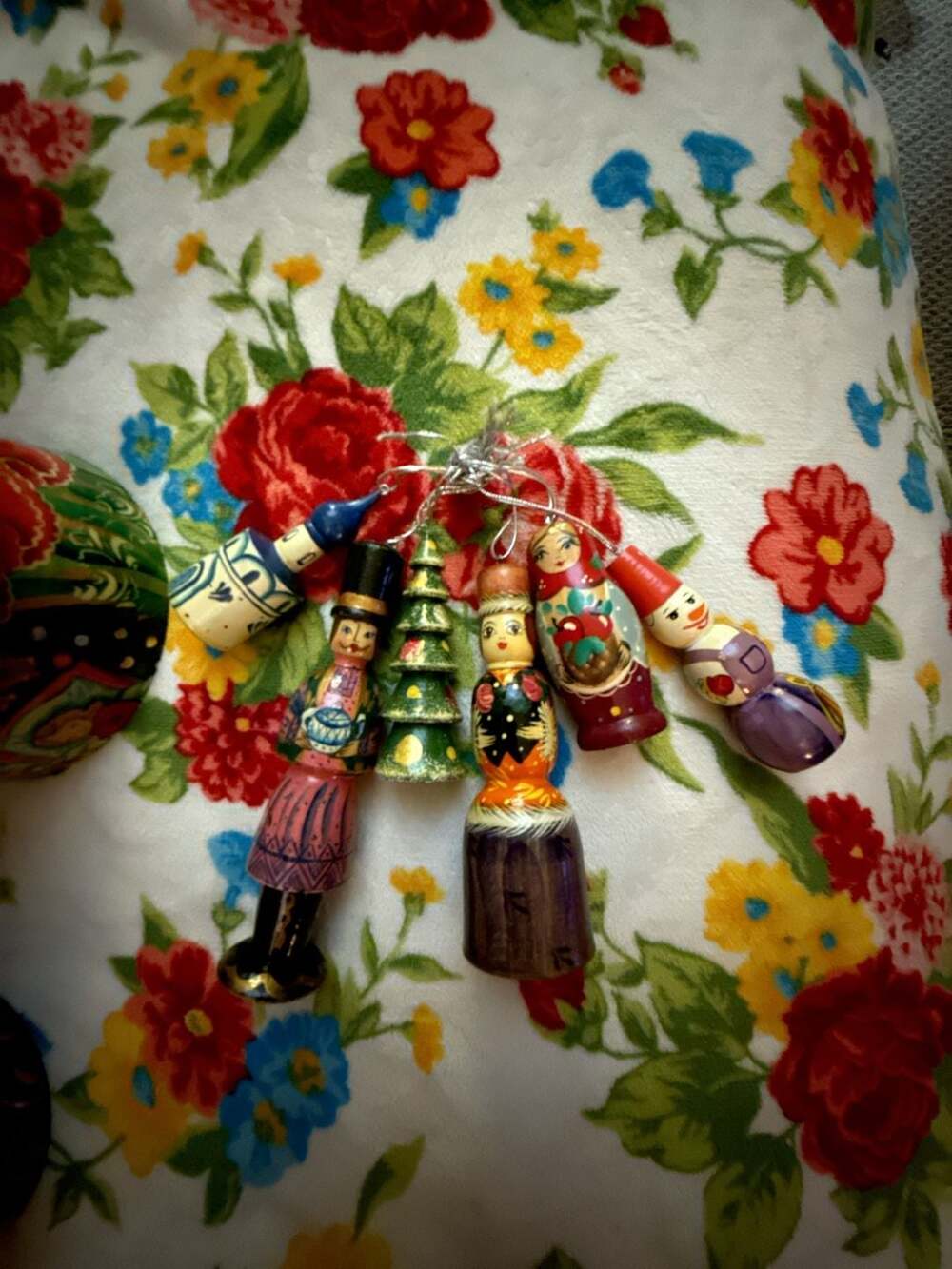 G. DeBrekht Night Before Christmas Hand-Painted Matryoshka Nesting Doll with Orn - Picture 5 of 5
